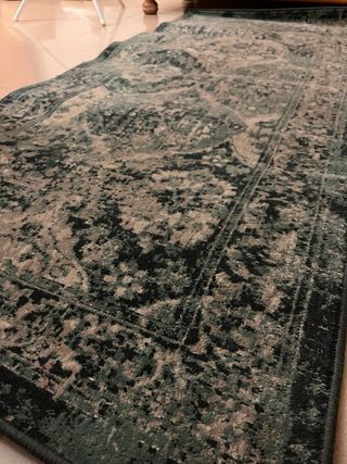 Alfombra diseño abstracto verde y marrón