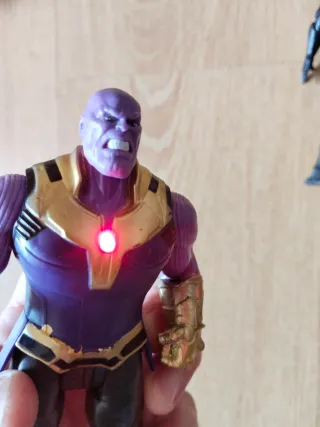 Lote Figuras Marvel: Iron Man, Thanos, Spiderman