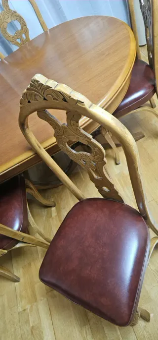 Mesa salon y 6 sillas madera