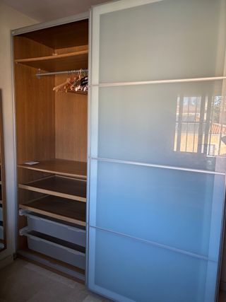 Armario Ikea 2 puertas correderas