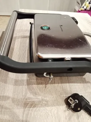 Sandwichera Masterpro 1900W Acero Inoxidable