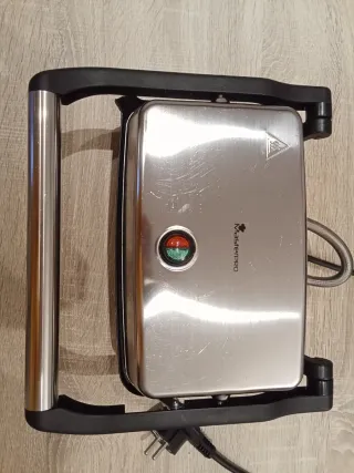 Sandwichera Masterpro 1900W Acero Inoxidable