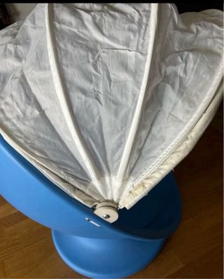 Silla giratoria para niñ@s azul y blanca