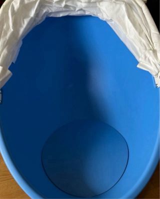 Silla giratoria para niñ@s azul y blanca