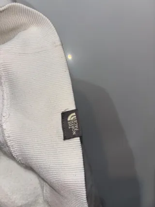 Sudadera The North Face blanca y negra