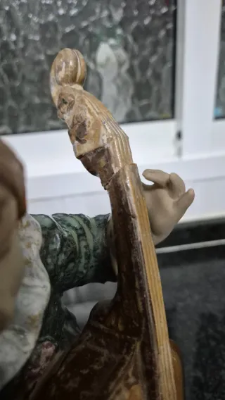 Porcelana Levantina Niño Músico PAL