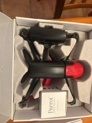 Dron Parrot Bebop 2 + Skycontroller