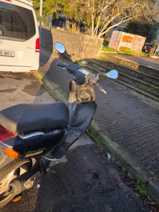 Yamaha Neos 50cc Scooter