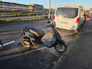 Yamaha Neos 50cc Scooter