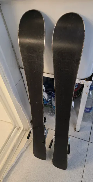 Pack Esquís 77cm, Botas 16-20.5, Casco XS, Mascara