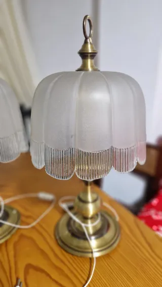 Juego de 2 lámparas de mesa doradas