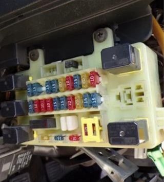 Caja de fusibles Opel Frontera B