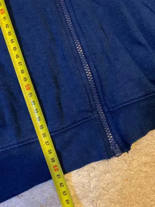 Sudadera Nike con cremallera azul