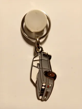 LLAVERO BMW E30 SERIE 3 GRIS