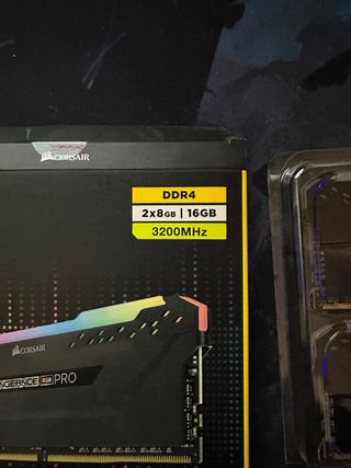 Corsair Vengeance Pro RGB DDR4 16GB (2x8GB) 3200MH