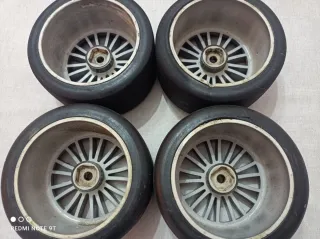 Conjunto de 4 Ruedas modelo slips escala 1/5 Rc