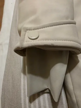 Giubbotto donna beige con cappuccio