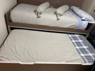 Conjunto 2 camas 2x1m beige y marrón