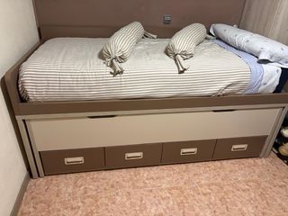 Conjunto 2 camas 2x1m beige y marrón