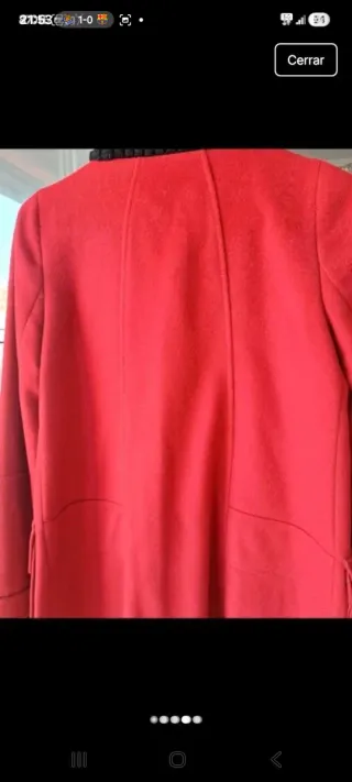 Abrigo rojo mujer