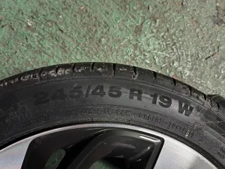 Llanta con Neumático Hyundai Tucson