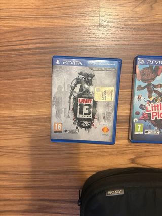 PlayStation Vita + 5 Giochi