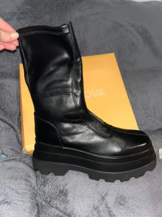 Botas BSNV Negra T.41 Sin Estrenar