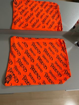 Braga de cuello Central naranja