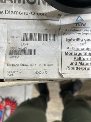 Rejilla Delantera Golf 5 (2003-2008)