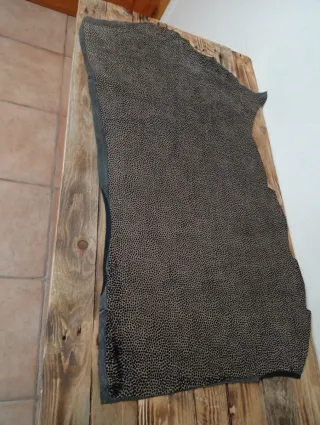 Retal de piel con estampado