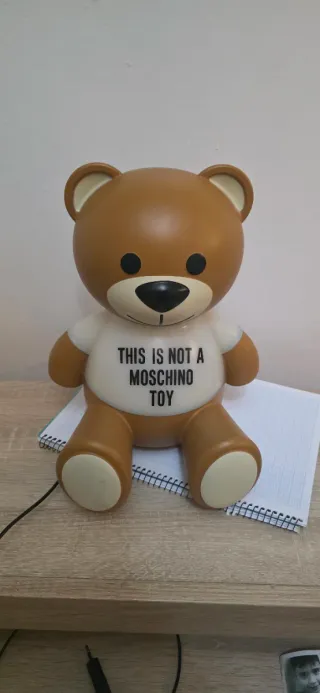 Lámpara Oso Moschino This is not a toy