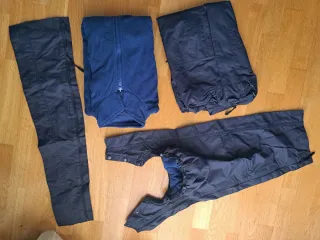 Abrigo/chaqueta premamá y porteo azul/gris casual