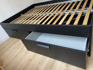 Cama 140x200 Ikea con 4 cajones.