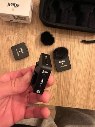 Kit Vlogging Sony Cámara FV-E10 + Accesorios