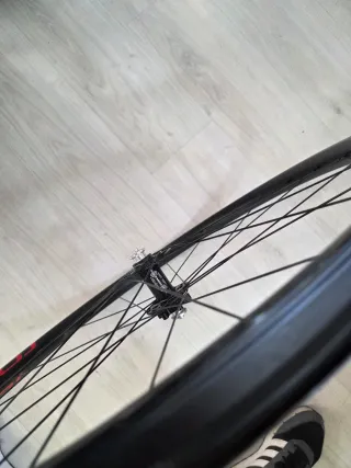 Roda Dianteira Roval Traverse 29