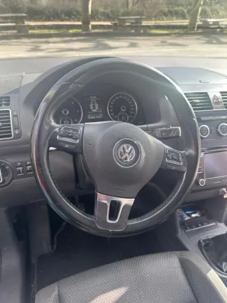 Volkswagen Touran 2014