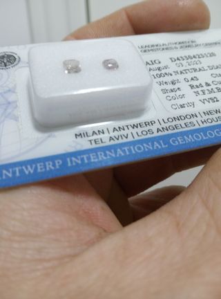 2 Diamantes AIG VVS2-SI1 Marrón/Rosa 0.43 Cts