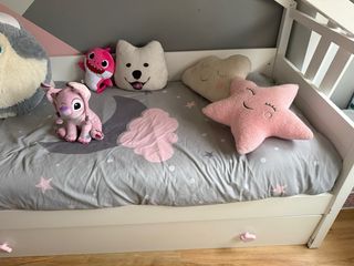 Cama casita infantil blanca con cama supletoria