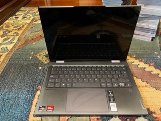 Portátil Lenovo Yoga 7 14ARB7 Gris + Funda + Lápiz