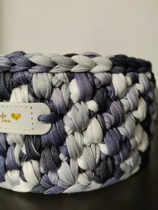 Cestino in fettuccia