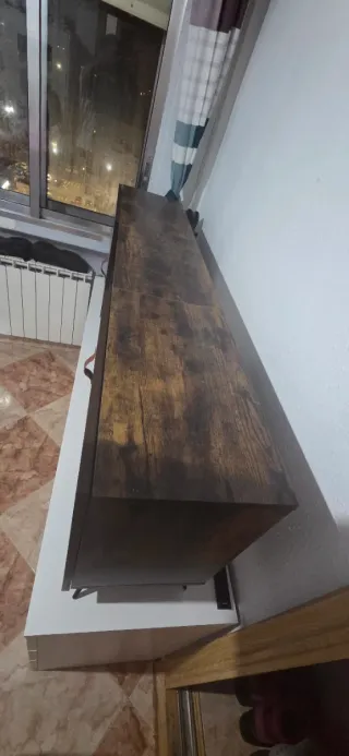 Mesa TV madera oscura