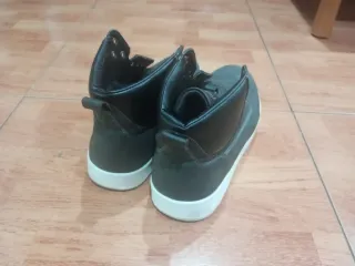 Lote 2 pares zapatos Lotte Talla 43