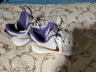 Zapatillas Nike Lebron Witness Talla 47.5