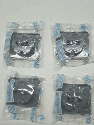 Simon 75 Tapa Enchufe 2P+T.T. LAT