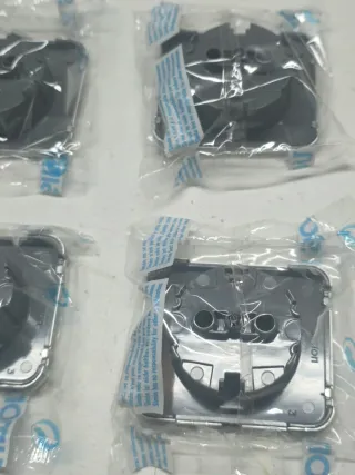 Simon 75 Tapa Enchufe 2P+T.T. LAT