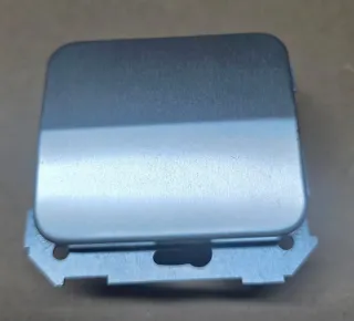 Simon 75 Tapa Enchufe 2P+T.T. LAT