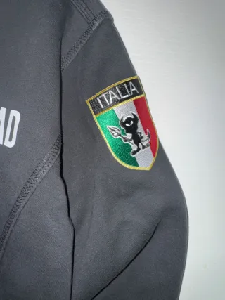 Felpa MaxDevil nera con cappuccio interno in pile