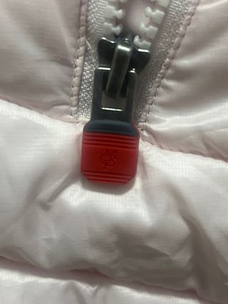 Abrigo plumífero ligero rosa