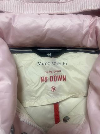 Abrigo plumífero ligero rosa