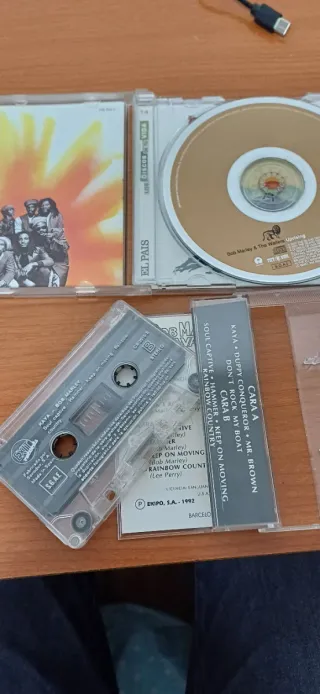 Bob Marley C.D y casset Uprising Kaya